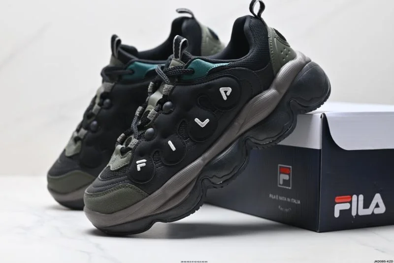 WeatherProof Fila Shoes 3517