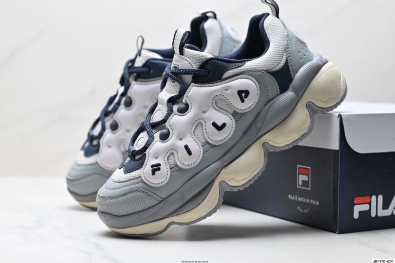 Resilient Fila Shoes 2467
