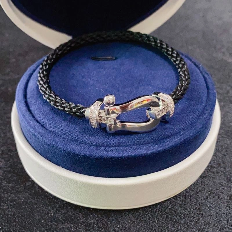 Attractive Fred Bracelets 213048