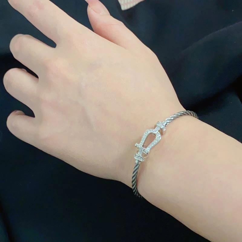 Refined Fred Bracelets 213029