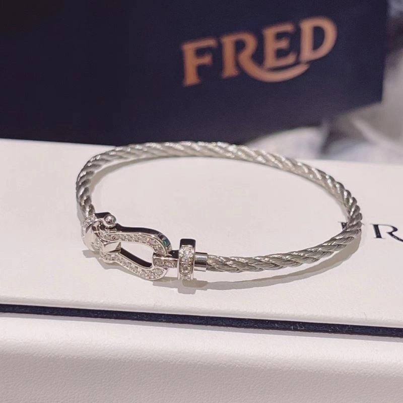 FreshLook Fred Bracelets 213025