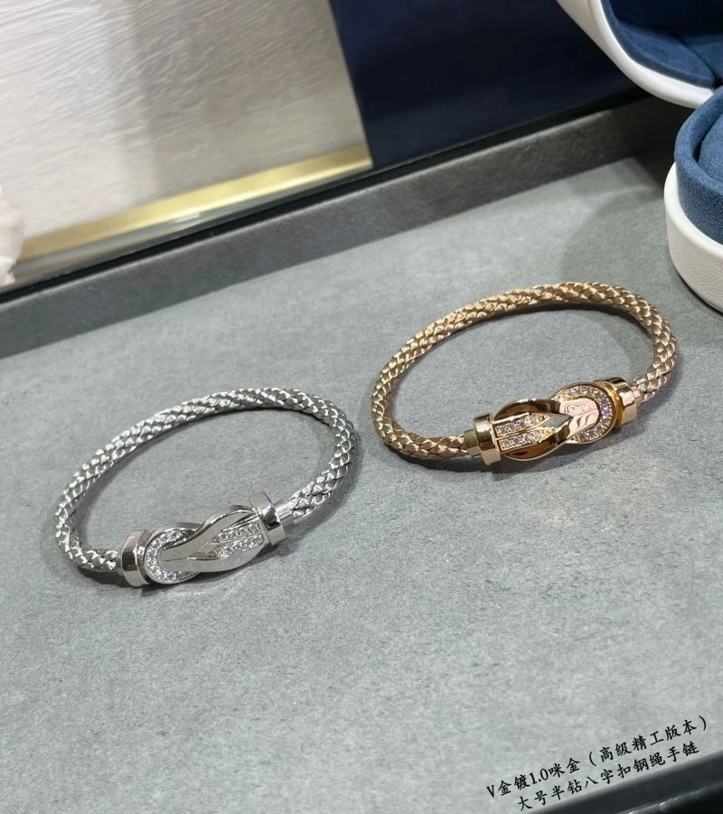 Packable Fred Bracelets 210809