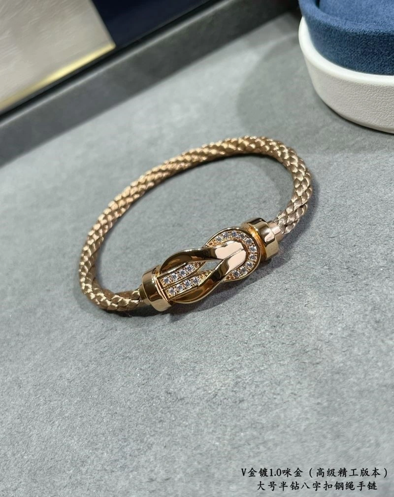 Packable Fred Bracelets 210809