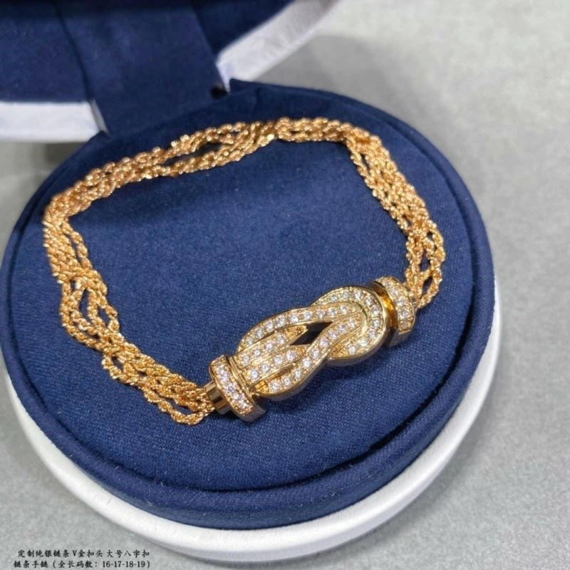 Minimalist Fred Bracelets 210788