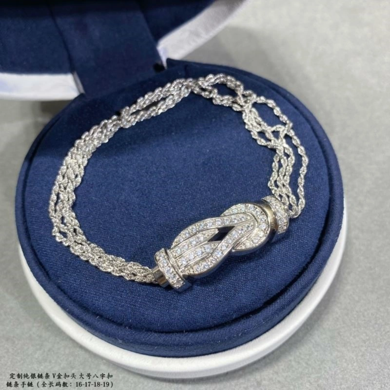 Minimalist Fred Bracelets 210788