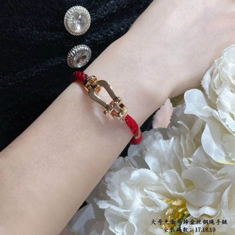 Cozy Fred Bracelets 210800
