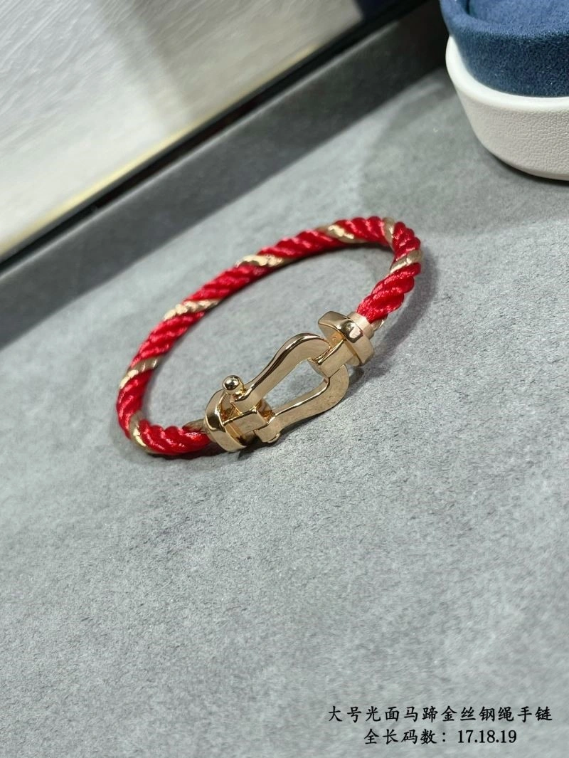 Cozy Fred Bracelets 210800