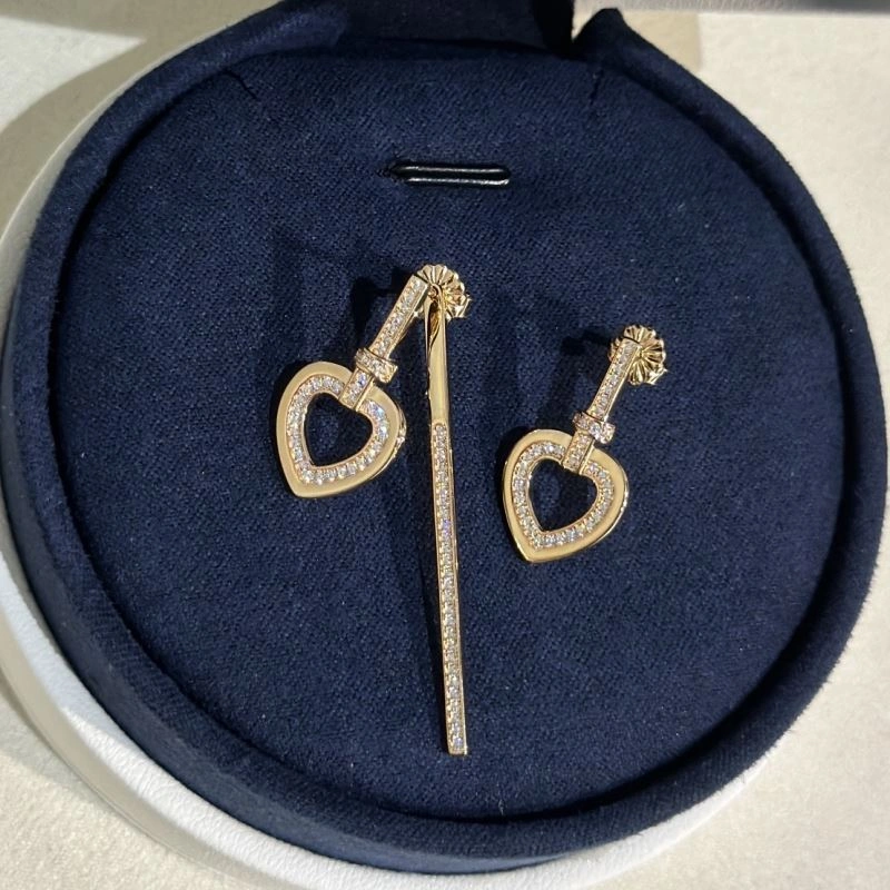 TechFriendly Fred Earrings 214021