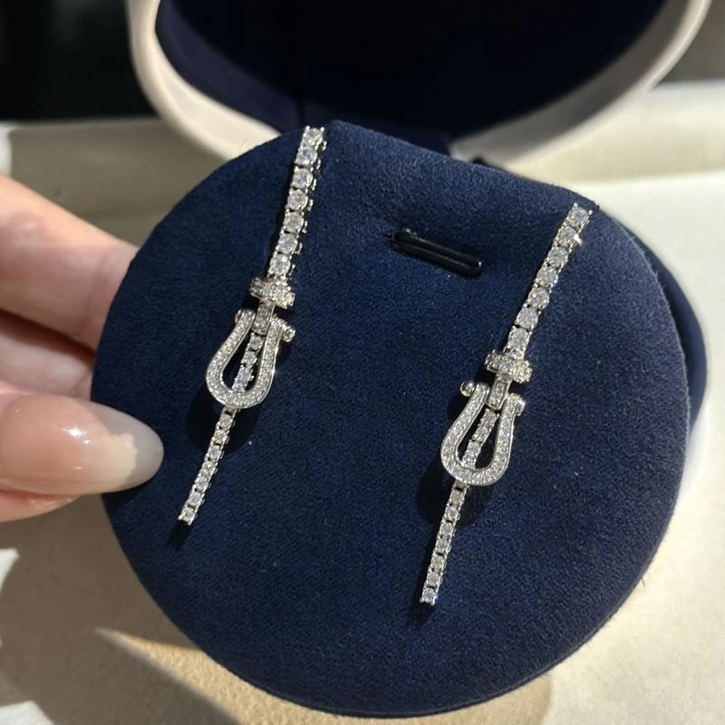 Fred Earrings Practical 213966