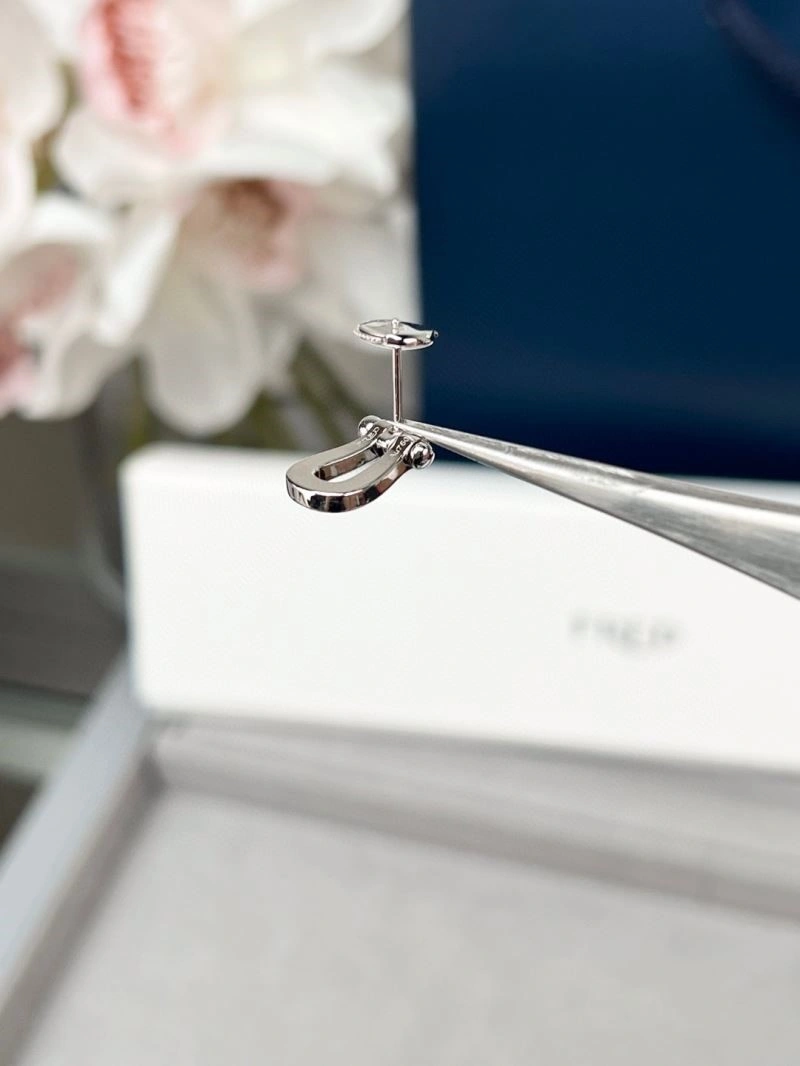 Fred Earrings GoodFit 210806