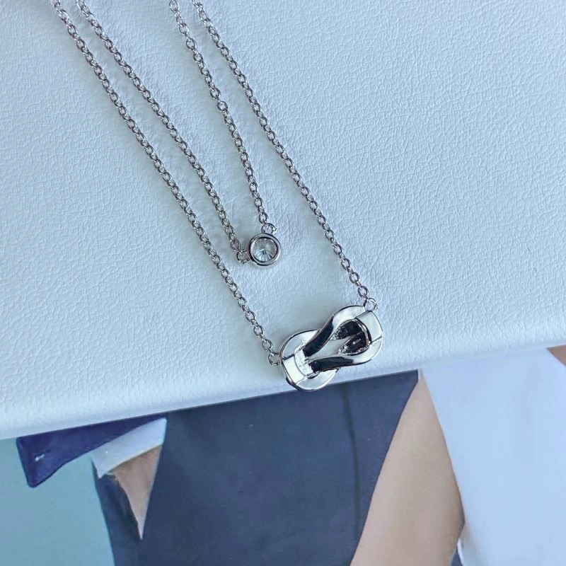 Sporty Fred Necklaces 213507