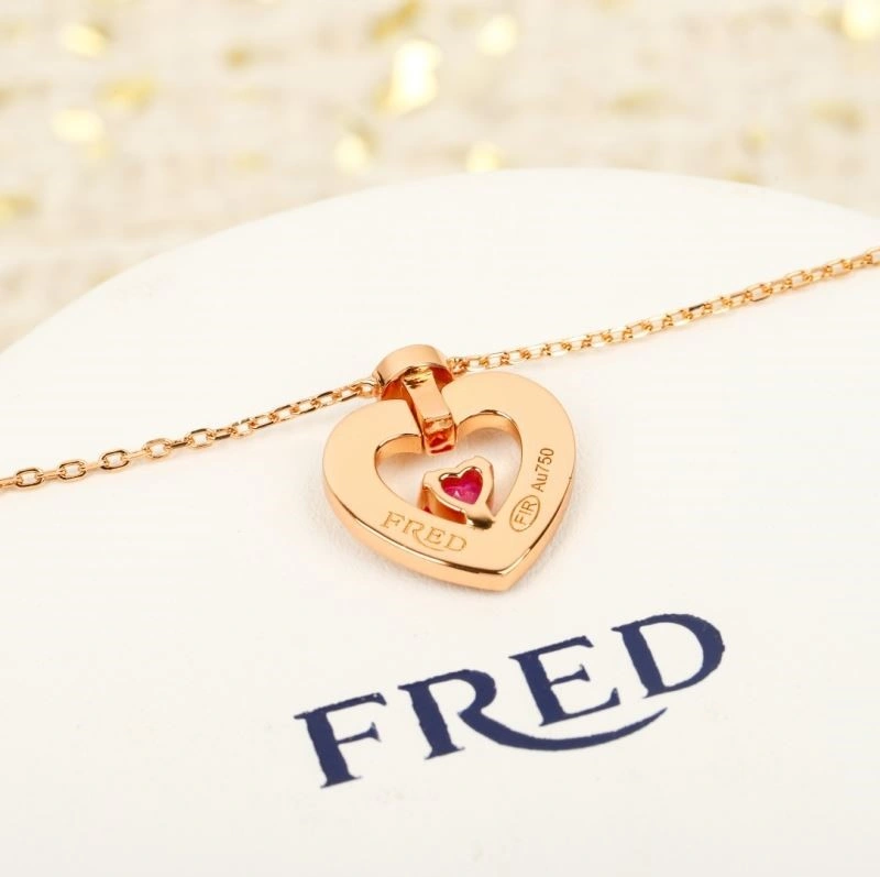 Fred Necklaces Premium 210773