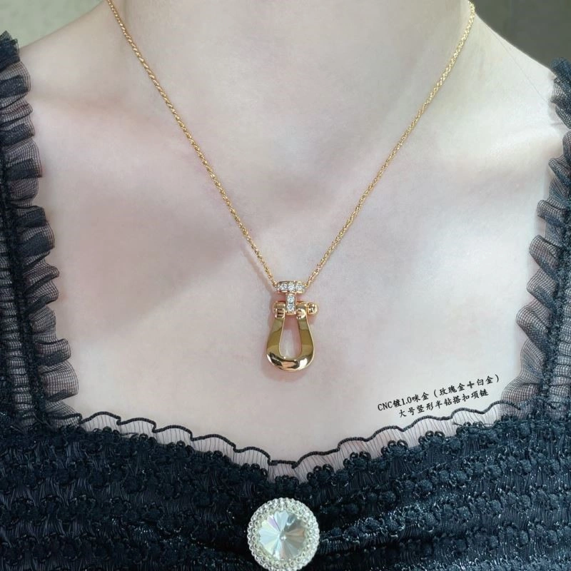 TravelReady Fred Necklaces 210776