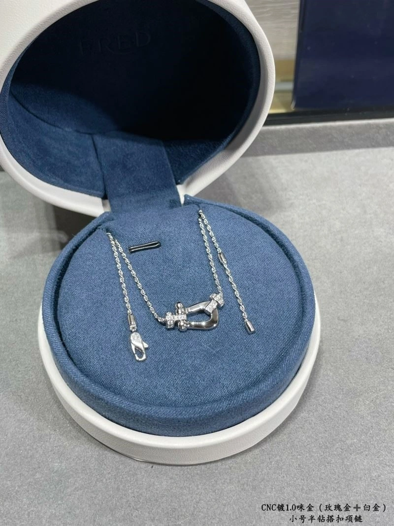 Packable Fred Necklaces 210772