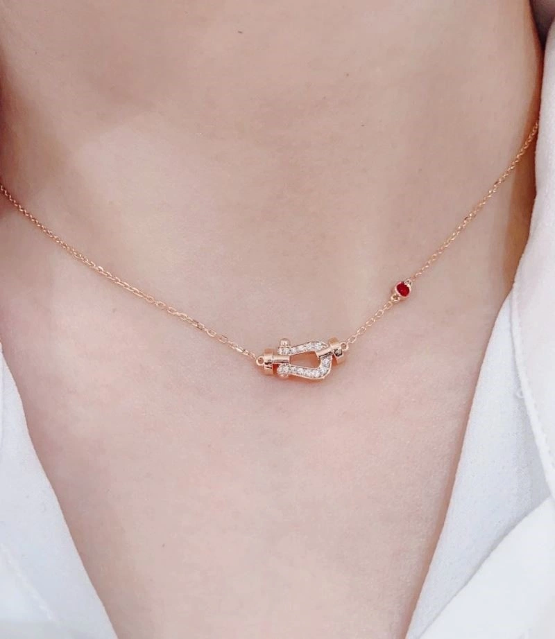 Bold Fred Necklaces 210770