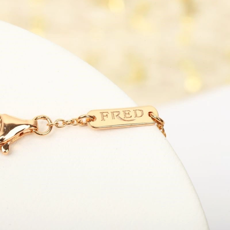 Breathable Fred Necklaces 210771