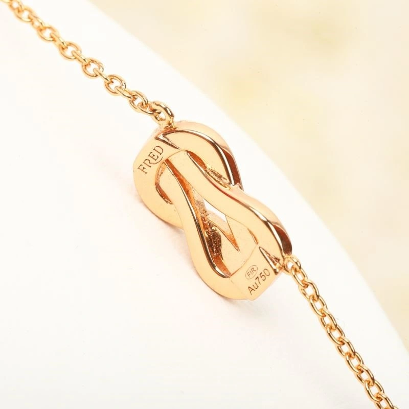 Breathable Fred Necklaces 210771