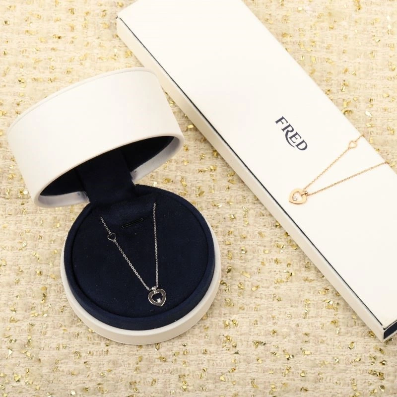 Fred Necklaces Breathable 210769