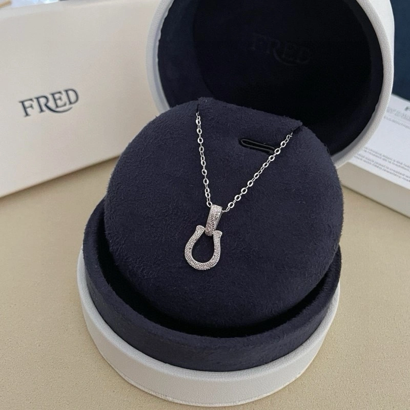 Minimalist Fred Necklaces 208042