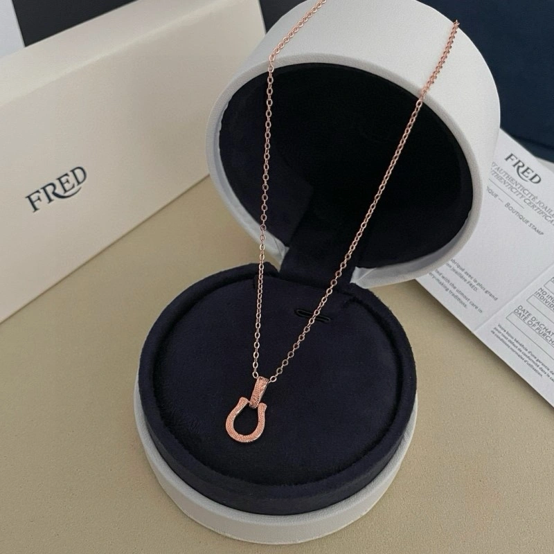 Fred Necklaces Compact 208046