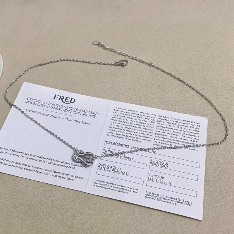 Fashionable Fred Necklaces 208054