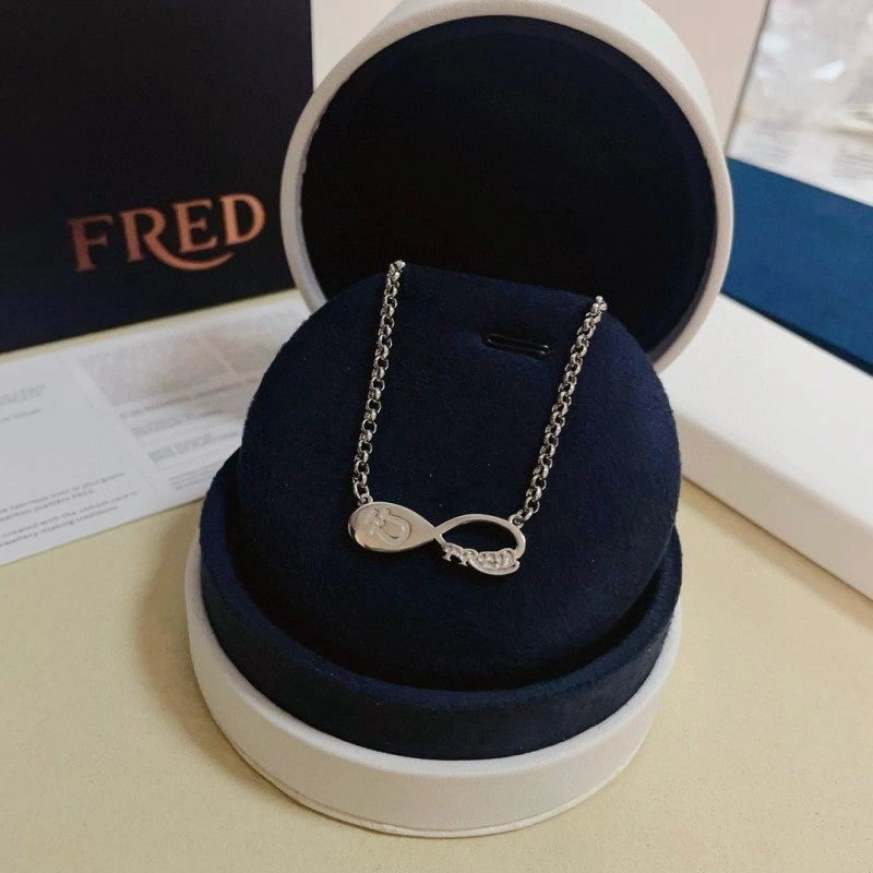 Fred Necklaces Breathable 208045