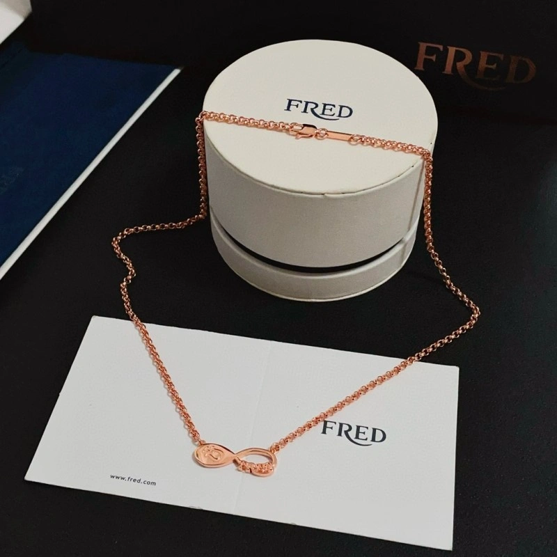 Fred Necklaces Breathable 208045