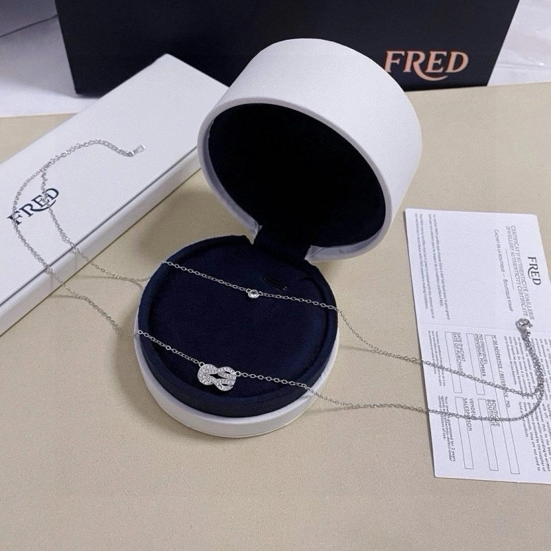 Fred Necklaces TechFriendly 208028