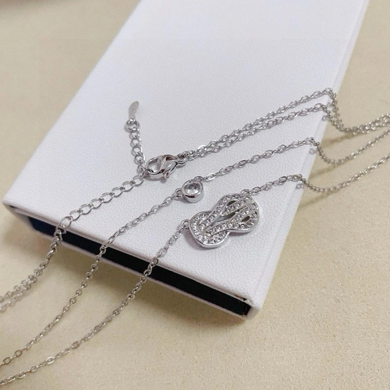 Fred Necklaces TechFriendly 208028