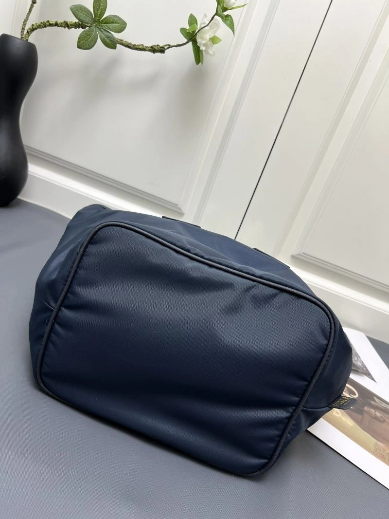 ZipUp Furla Shopping Bags 84017