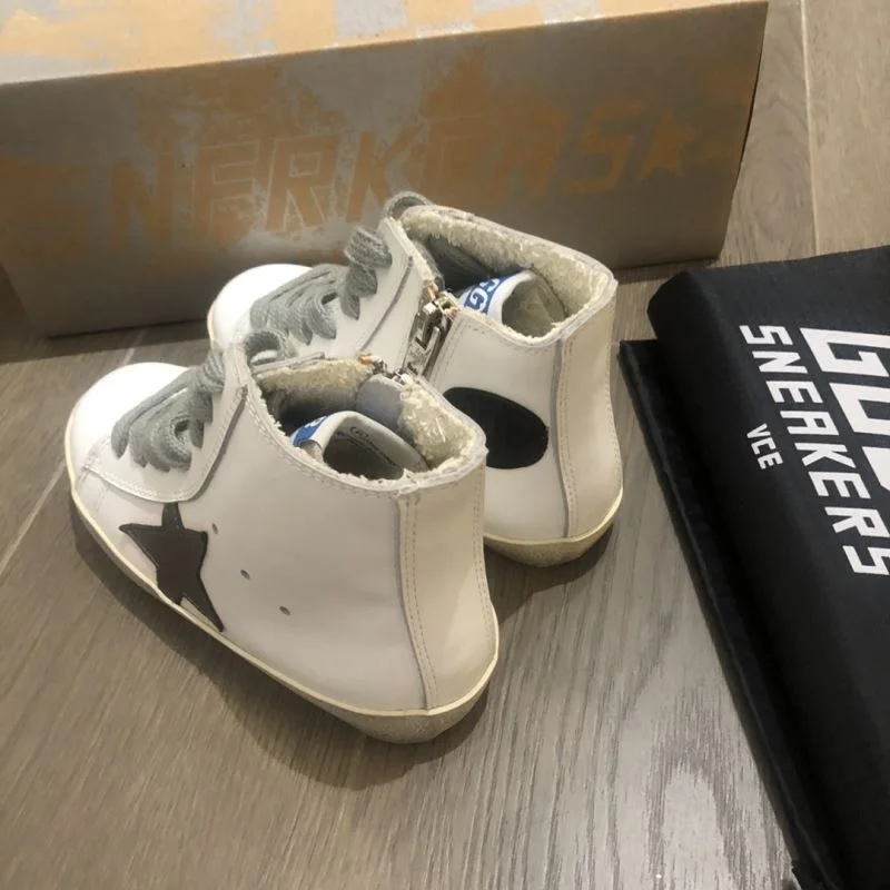 Versatile GGDB SHOES 29692