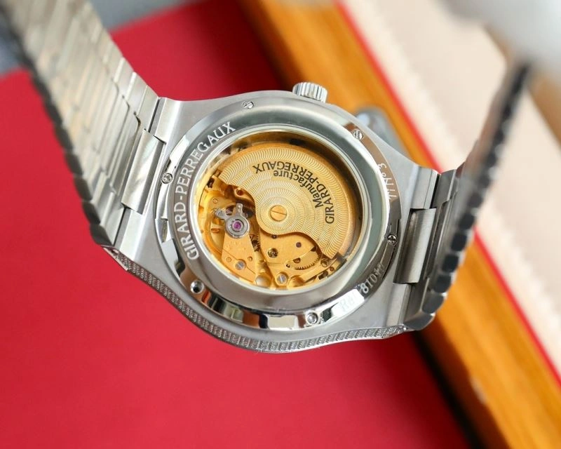 ModernLook GIRARD-PERREGAUX Watches 182600