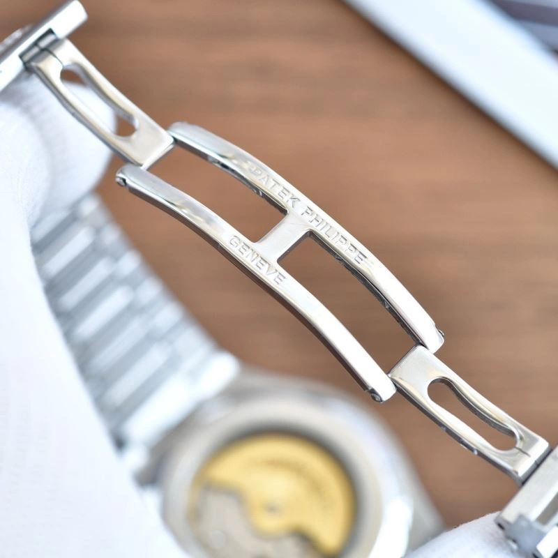 GIRARD-PERREGAUX Watches Snug 182594