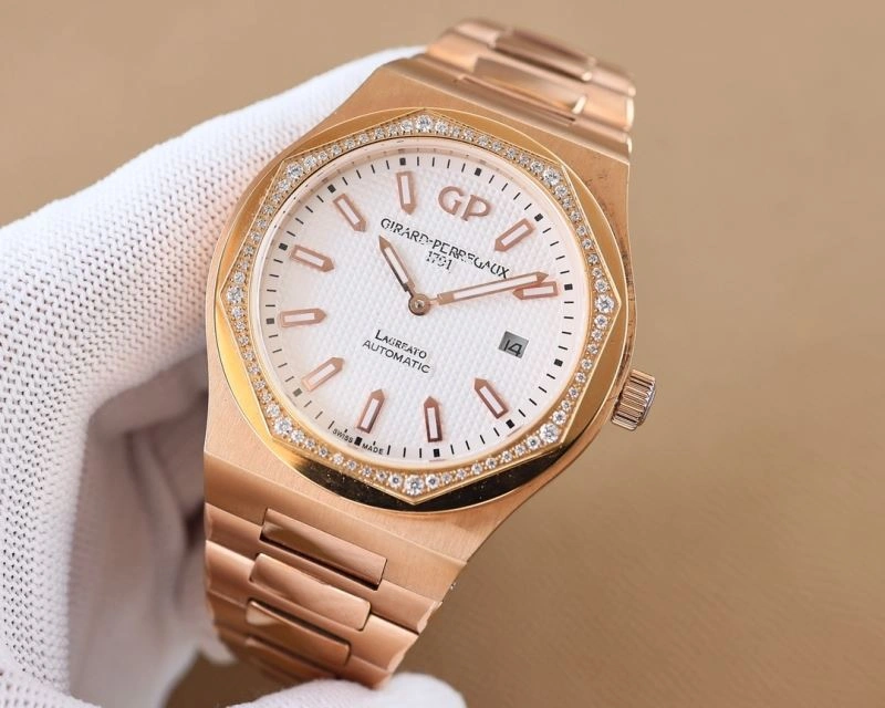 GIRARD-PERREGAUX Watches Sporty 182597