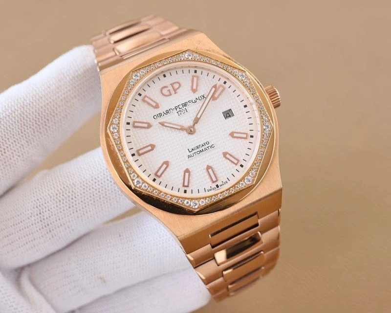 GIRARD-PERREGAUX Watches Sporty 182597