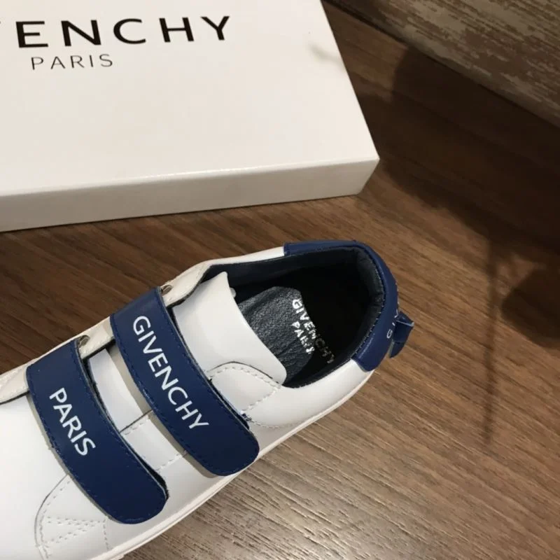 EasyMatch GIVENCHY SHOES 29671