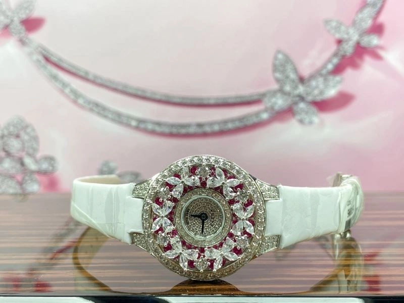 GLASHUTTE Watches TimelessDesign 182698