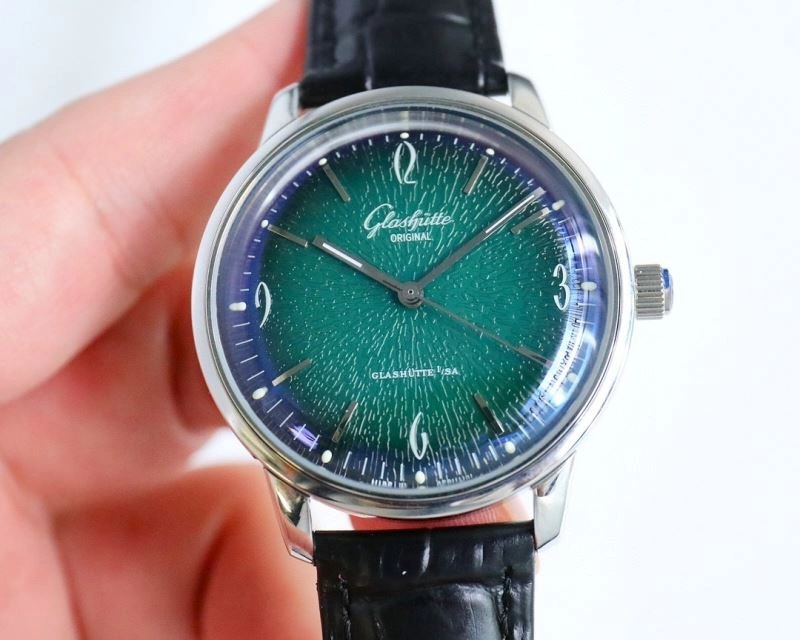 GLASHUTTE Watches TravelReady 182672