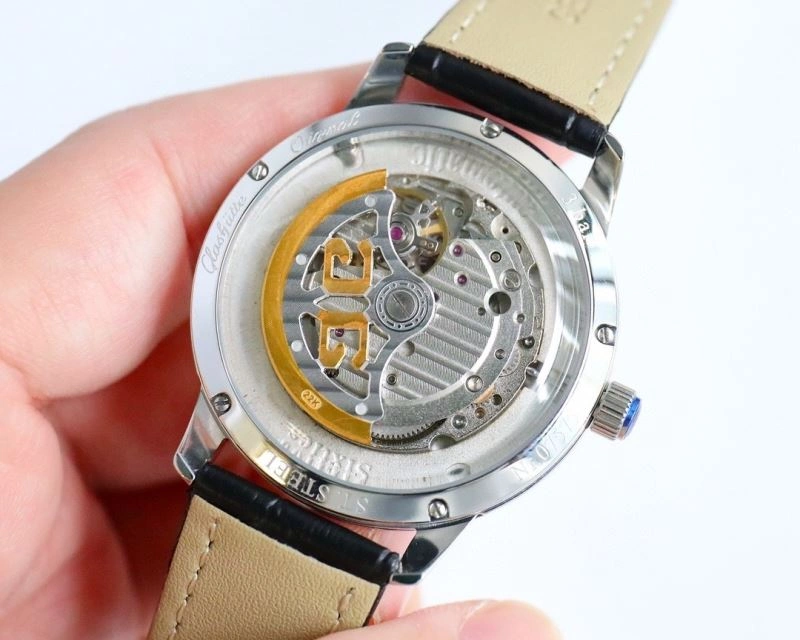 GLASHUTTE Watches TravelReady 182672