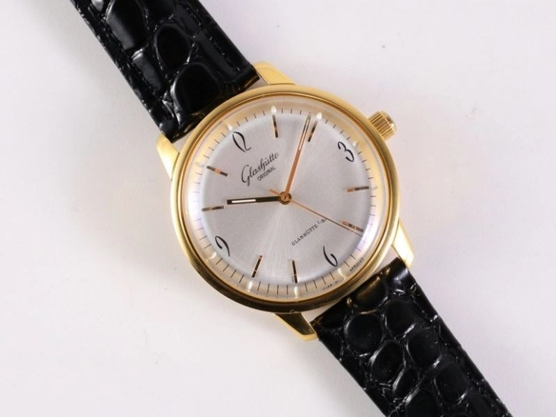 GLASHUTTE Watches Versatile 182667