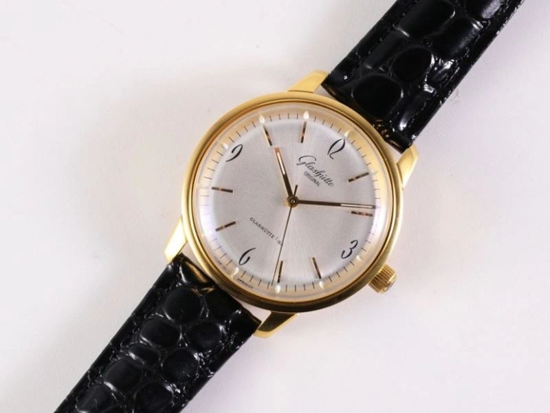 GLASHUTTE Watches Versatile 182667