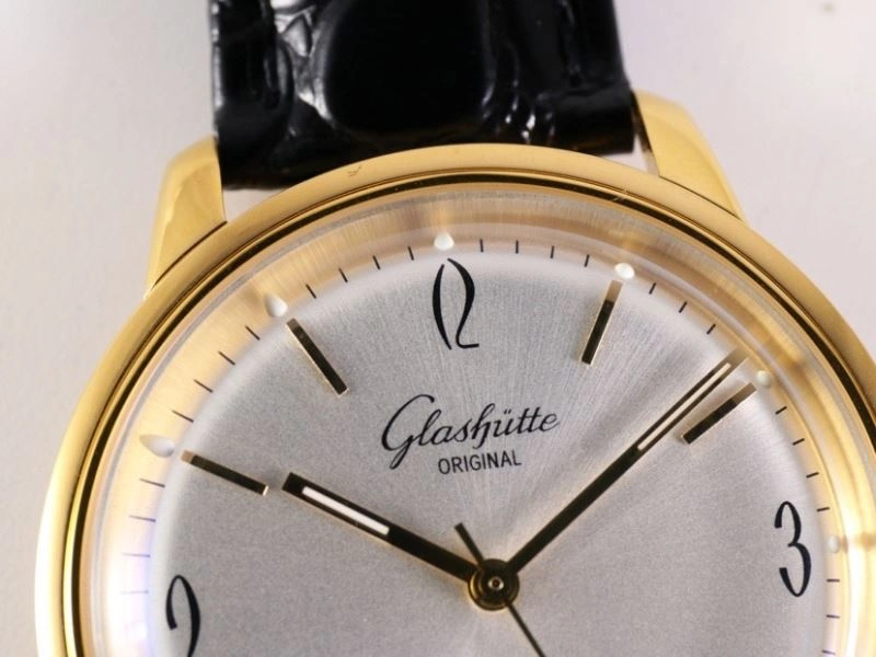 GLASHUTTE Watches Versatile 182667