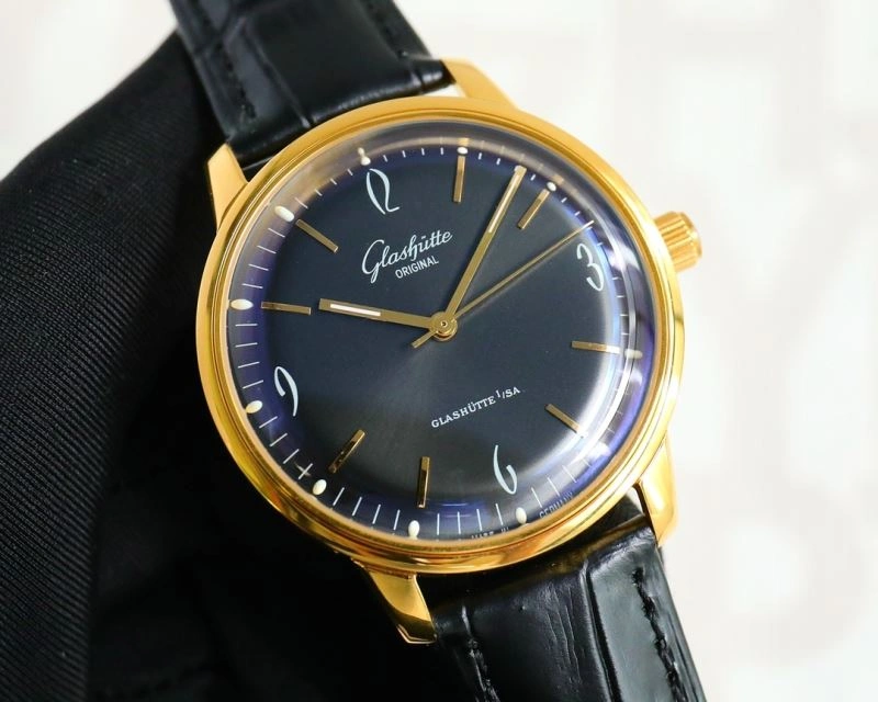 Functional GLASHUTTE Watches 182663