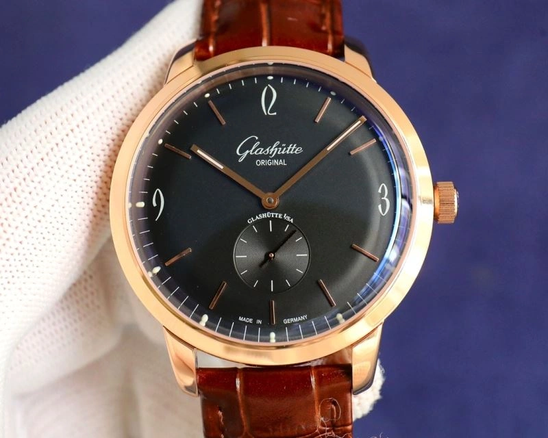 Versatile GLASHUTTE Watches 182648