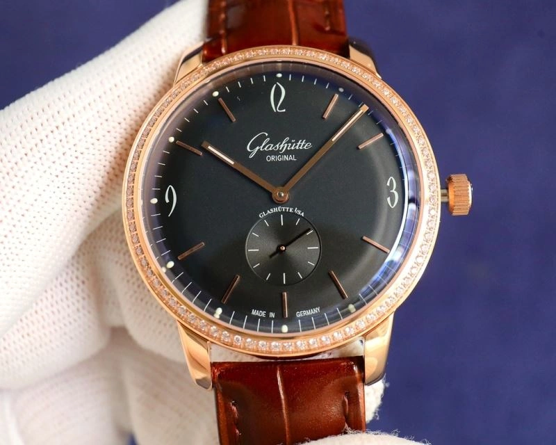 Versatile GLASHUTTE Watches 182648