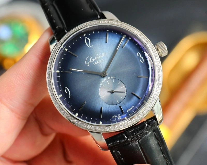 GLASHUTTE Watches ZipUp 182642
