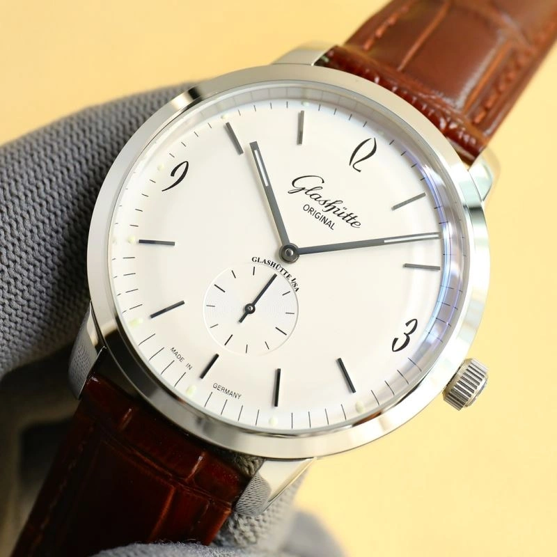 Stretchable GLASHUTTE Watches 182636