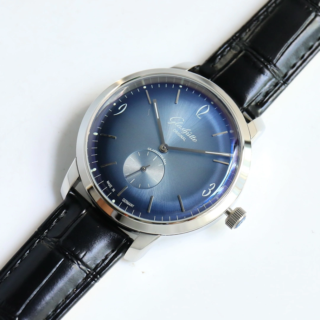 GLASHUTTE Watches ModernLook 182630