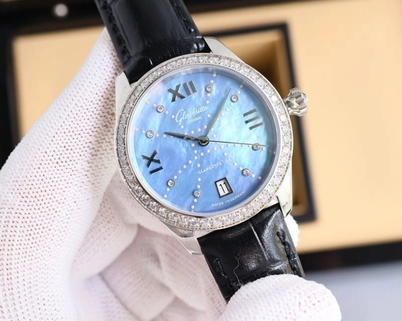 GLASHUTTE Watches TravelReady 182632