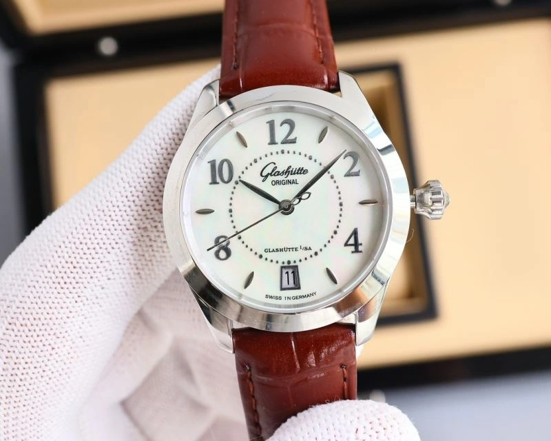GLASHUTTE Watches TravelReady 182632